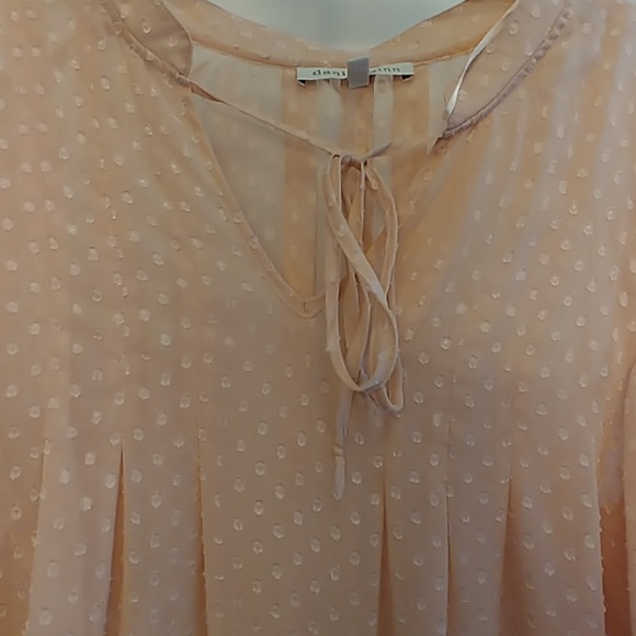 Shirt - Picture 3 of 4